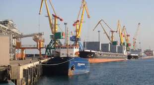Facilities designed by Morstroytechnology and the Karaganda Industrial Construction and Design Institute enter service at the port of Kuryk